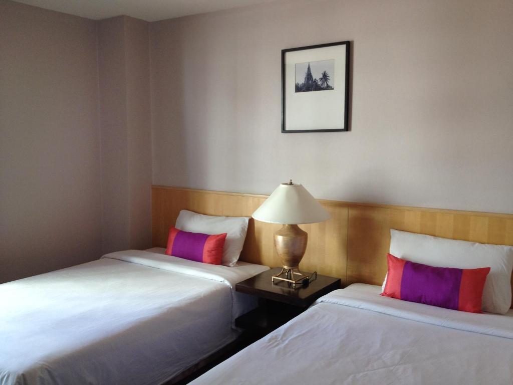 Gardengrove Suites Bangkok Rom bilde