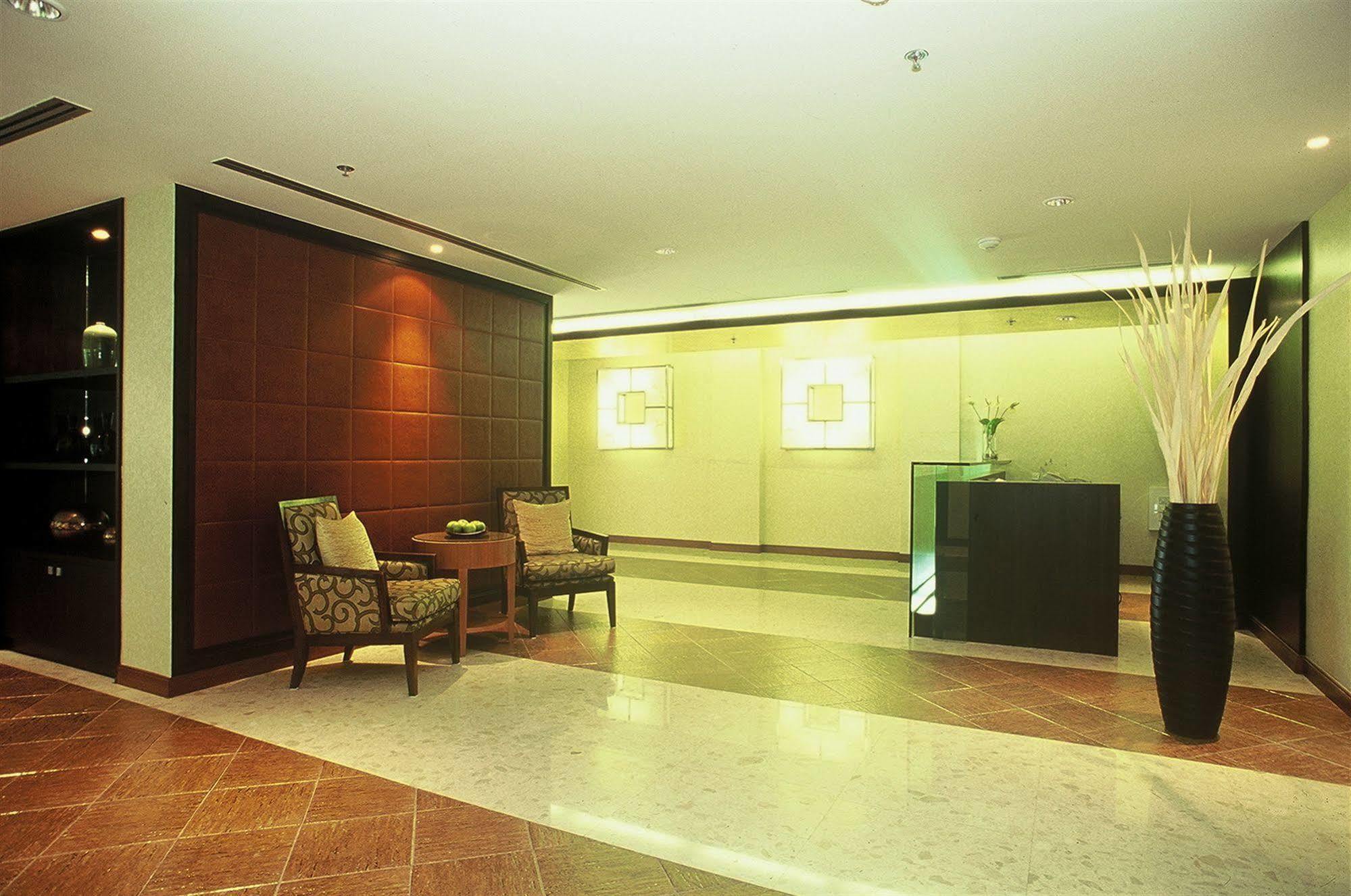Gardengrove Suites Bangkok Eksteriør bilde