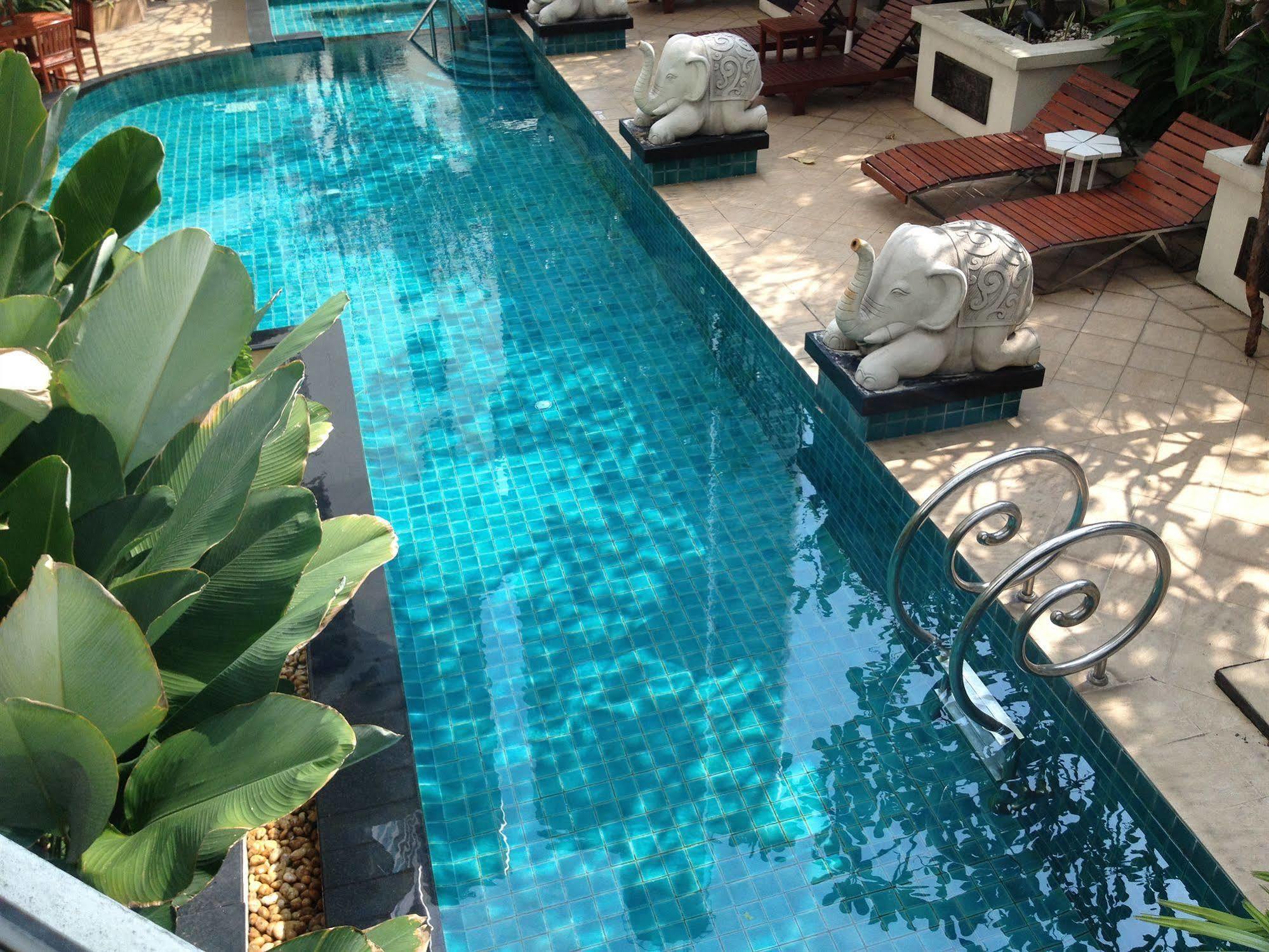 Gardengrove Suites Bangkok Eksteriør bilde